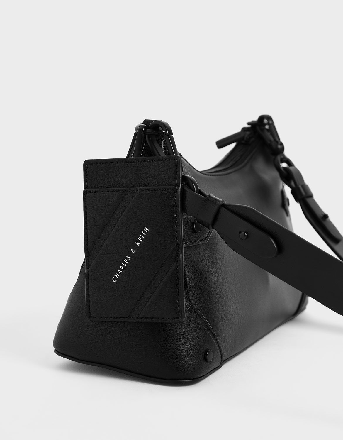 Chain Handle Bag - Ultra-Matte Black