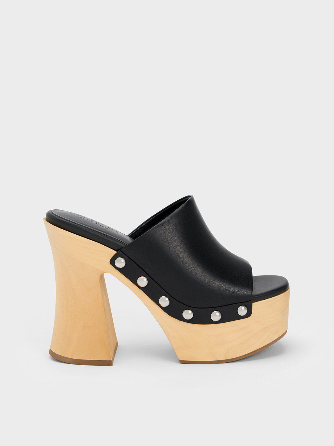 Heeled clogs with discount strap