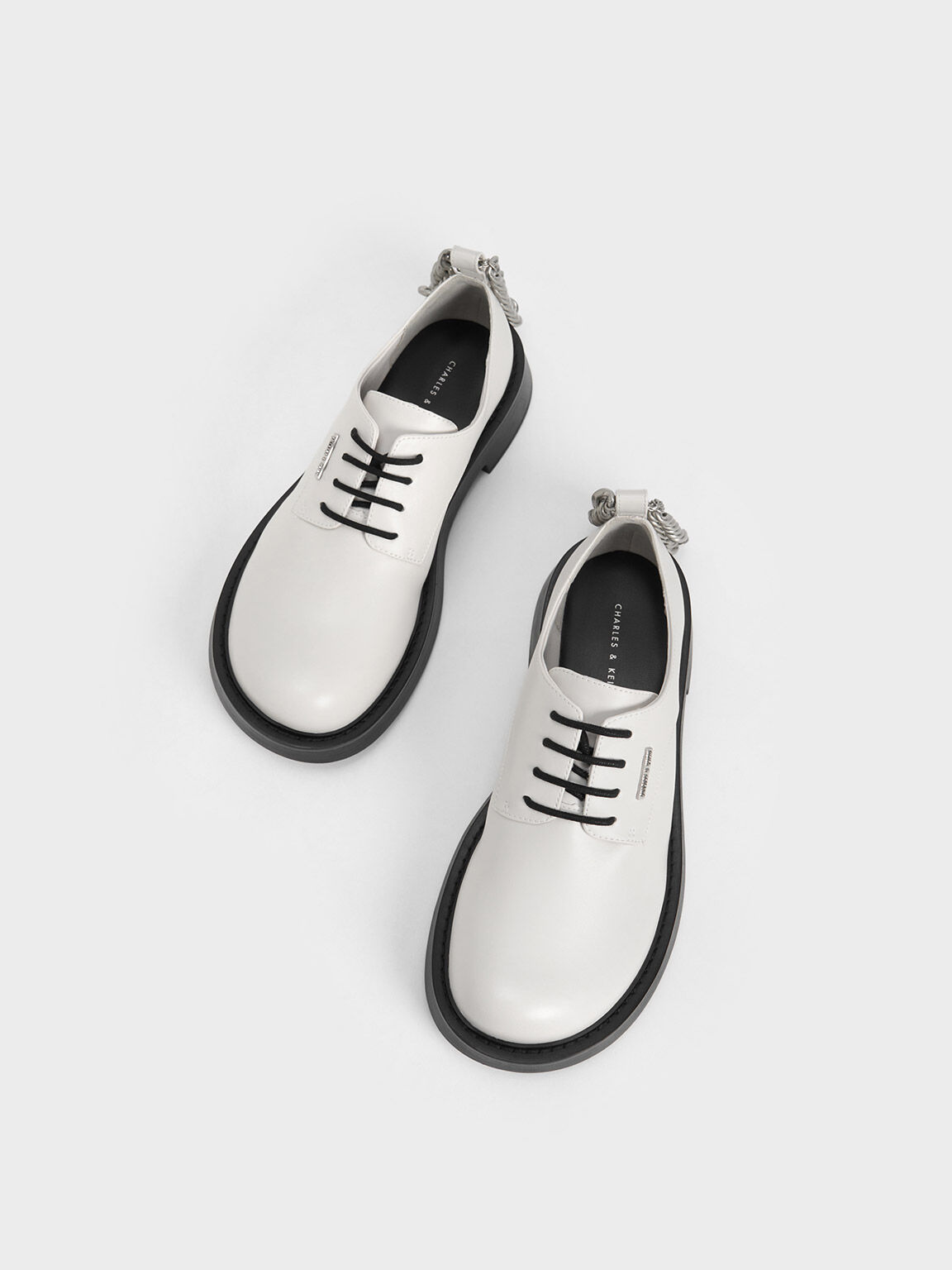 Chunky Chain Derby Shoes - White
