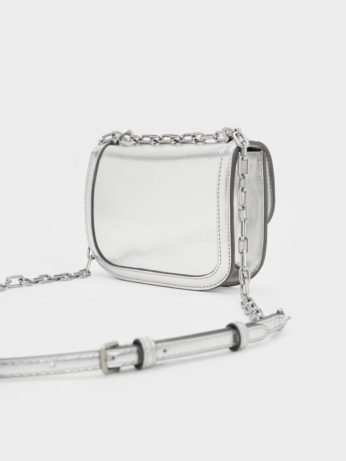 Charlot Metallic Chain Strap Bag, Silver, hi-res