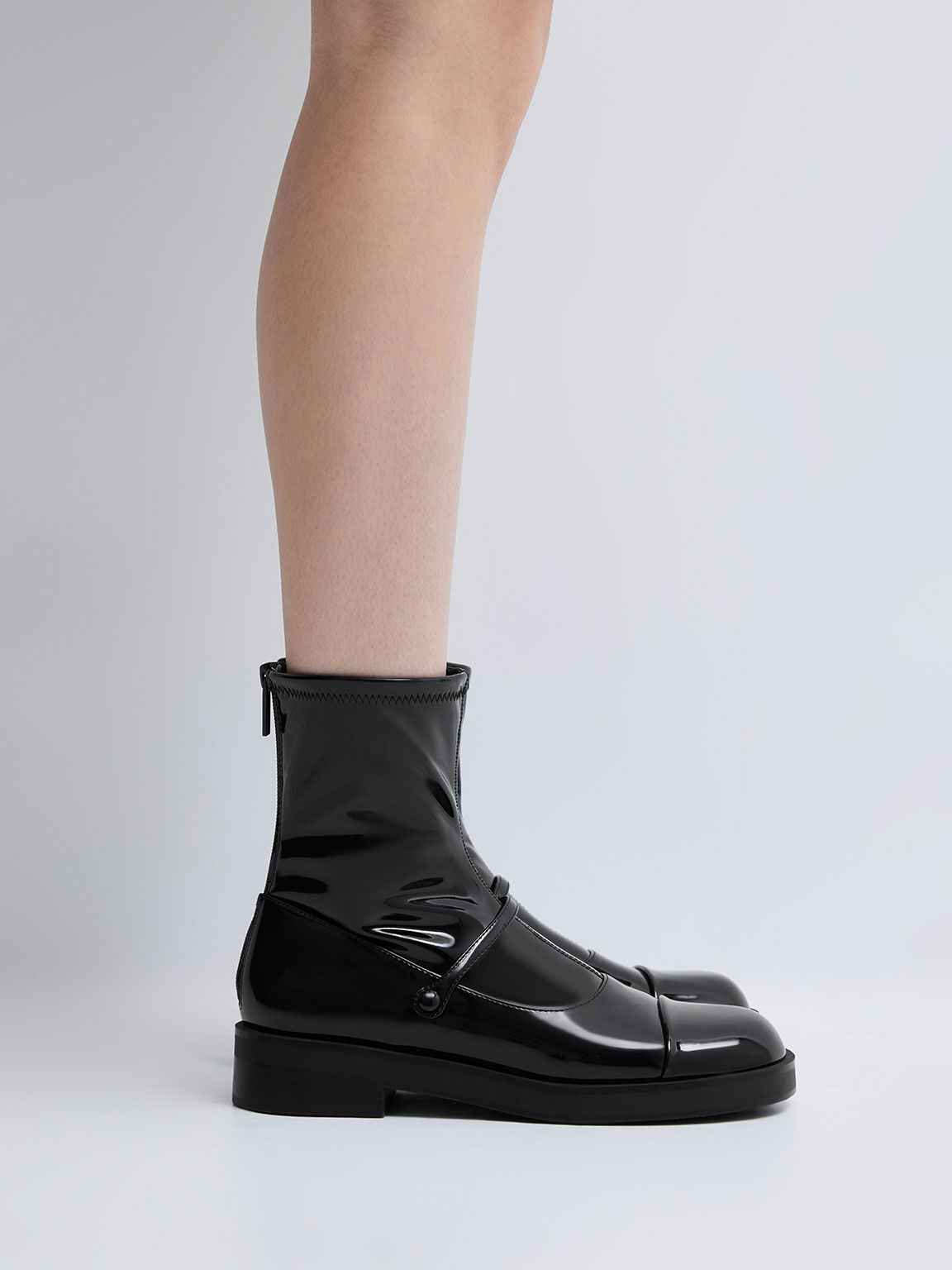 Front-Strap Ankle Boots, Black Box, hi-res