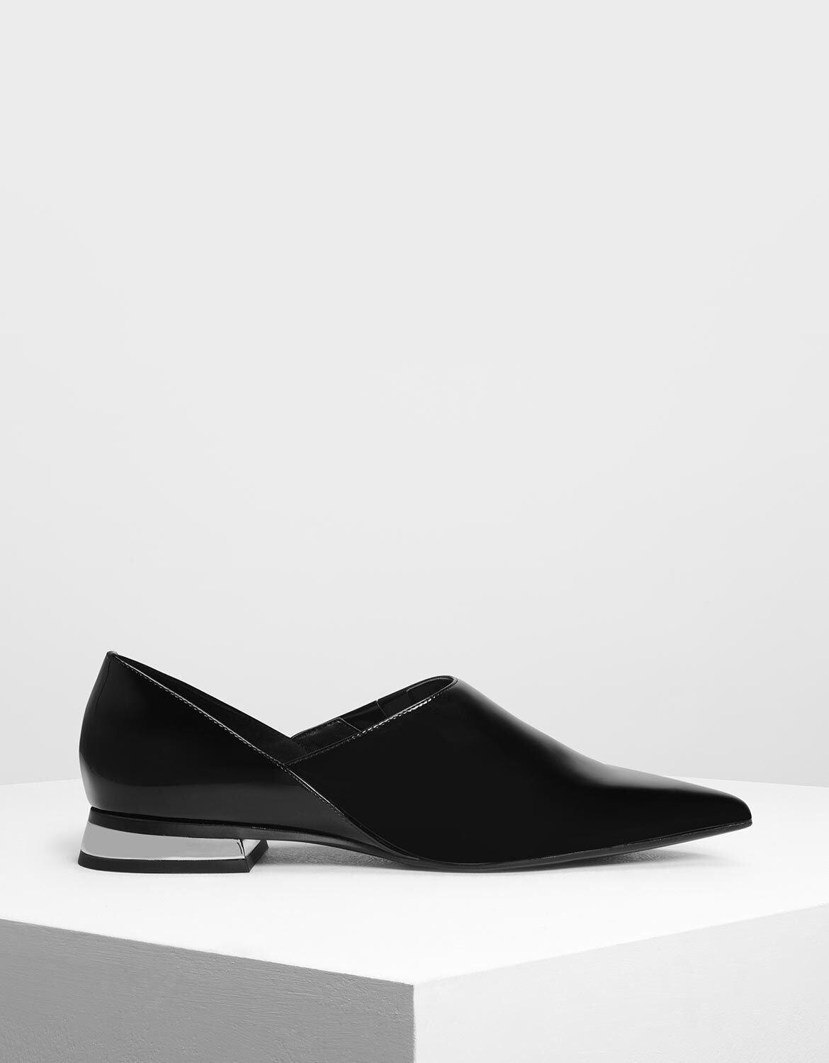 Black Pointed Toe Slip On Flat Shoes 