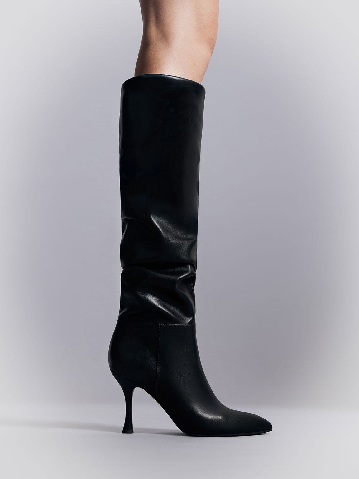 Botas Aster a la rodilla con efecto arrugado, Negro, hi-res