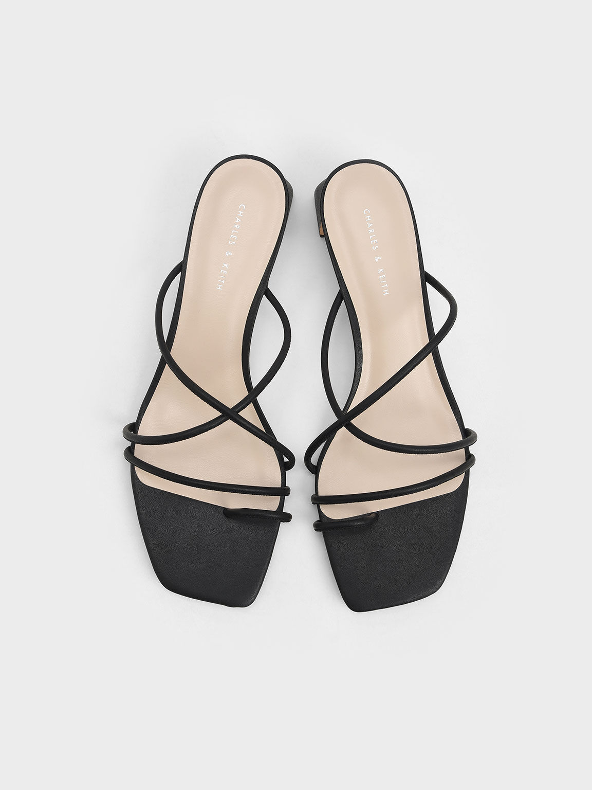 Meadow Strappy Toe Ring Sandals, Black, hi-res