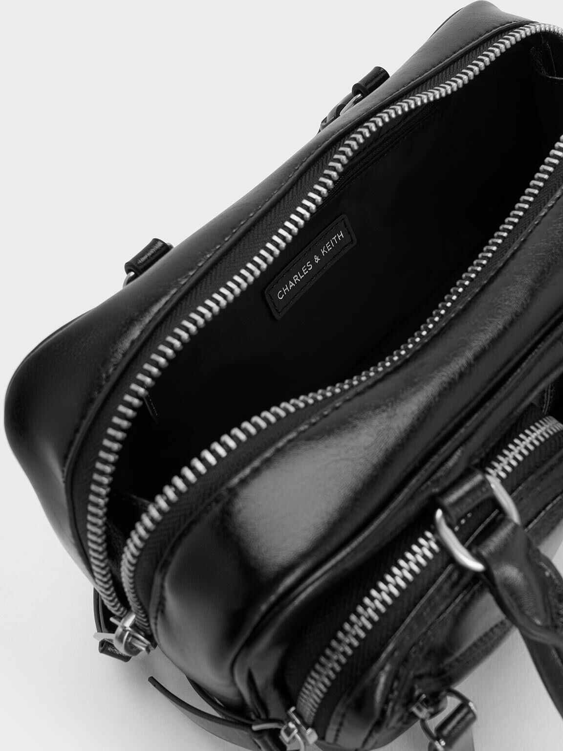 Thora Multi-Pocket Bowling Bag, Noir, hi-res