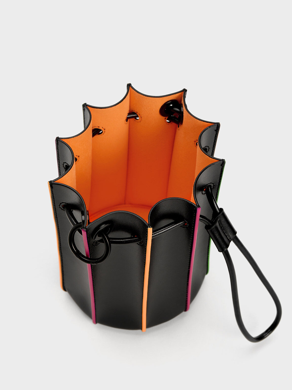 Clove Top Handle Bucket Bag - Black