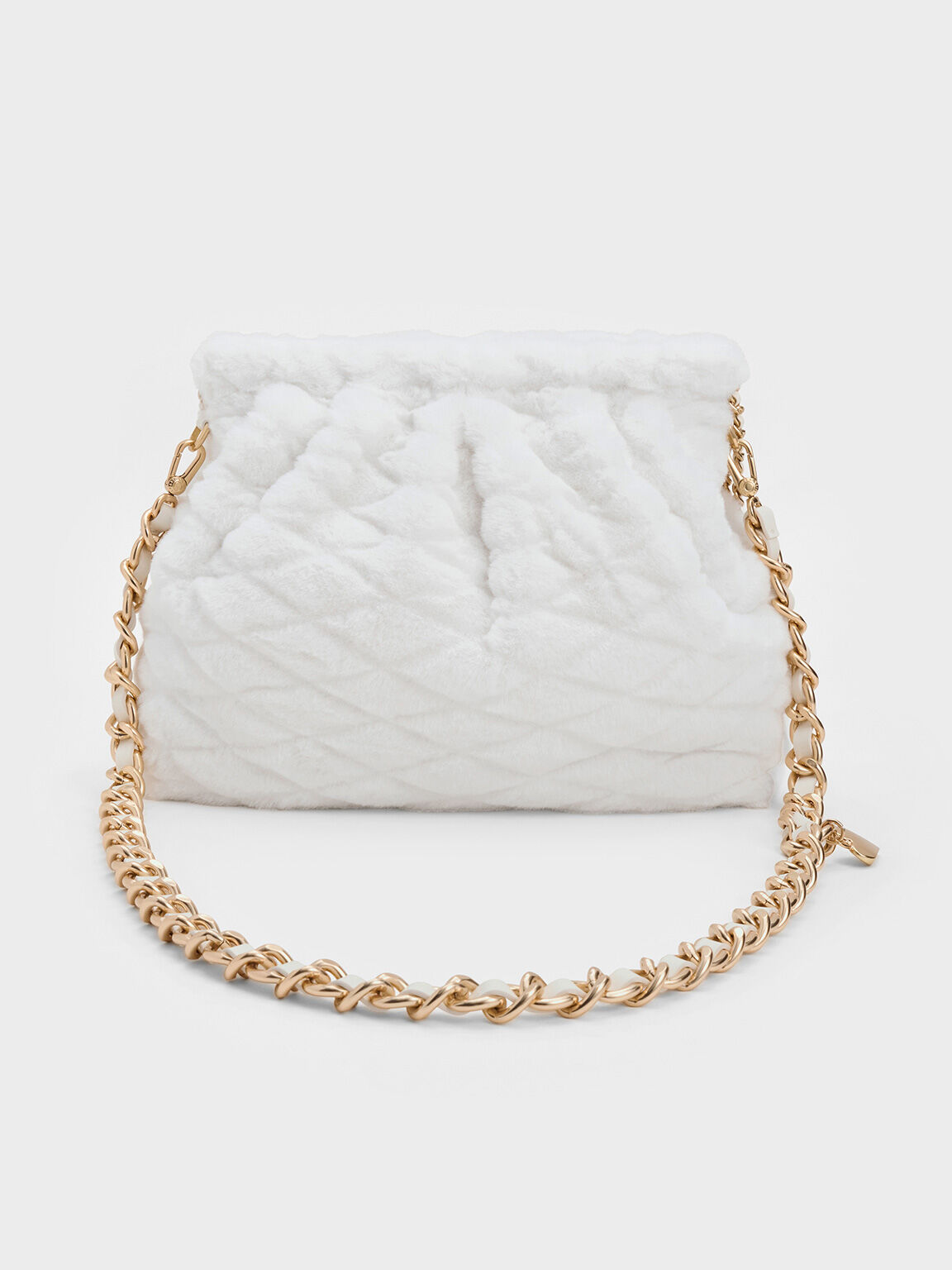 Bolso hobo Duo peludo con asa de cadena, Blanco, hi-res