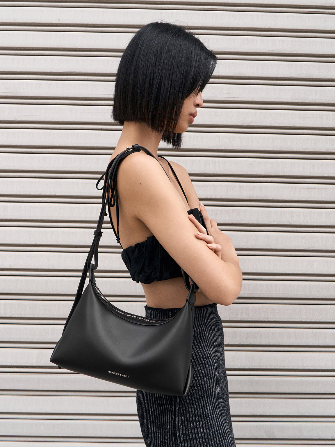 Aurelie Trapeze Hobo Bag, Noir, hi-res