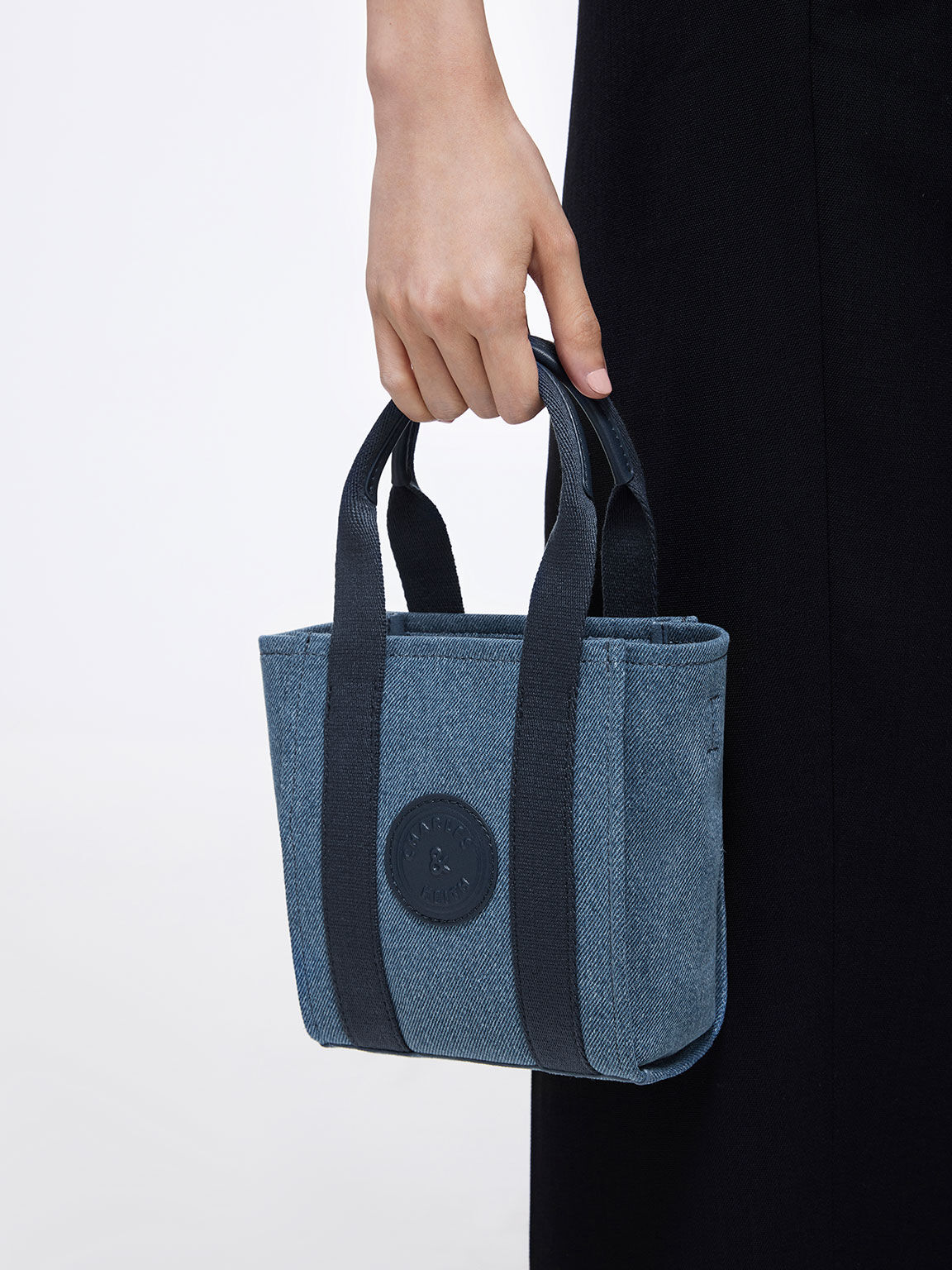 Lightweight Tote Bag with Contrast Handles
