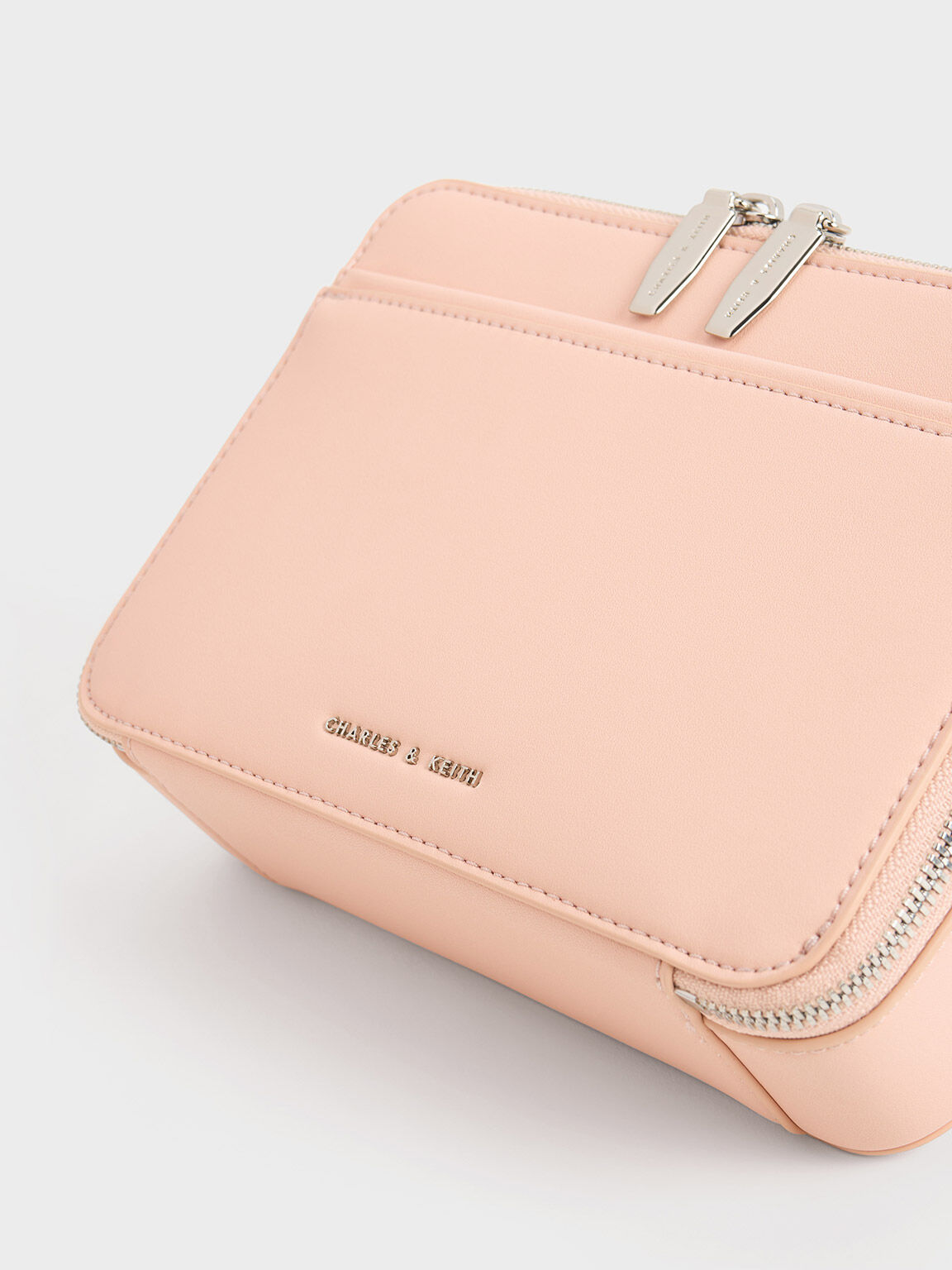 Lock & Key Chain Handle Bag - Pink