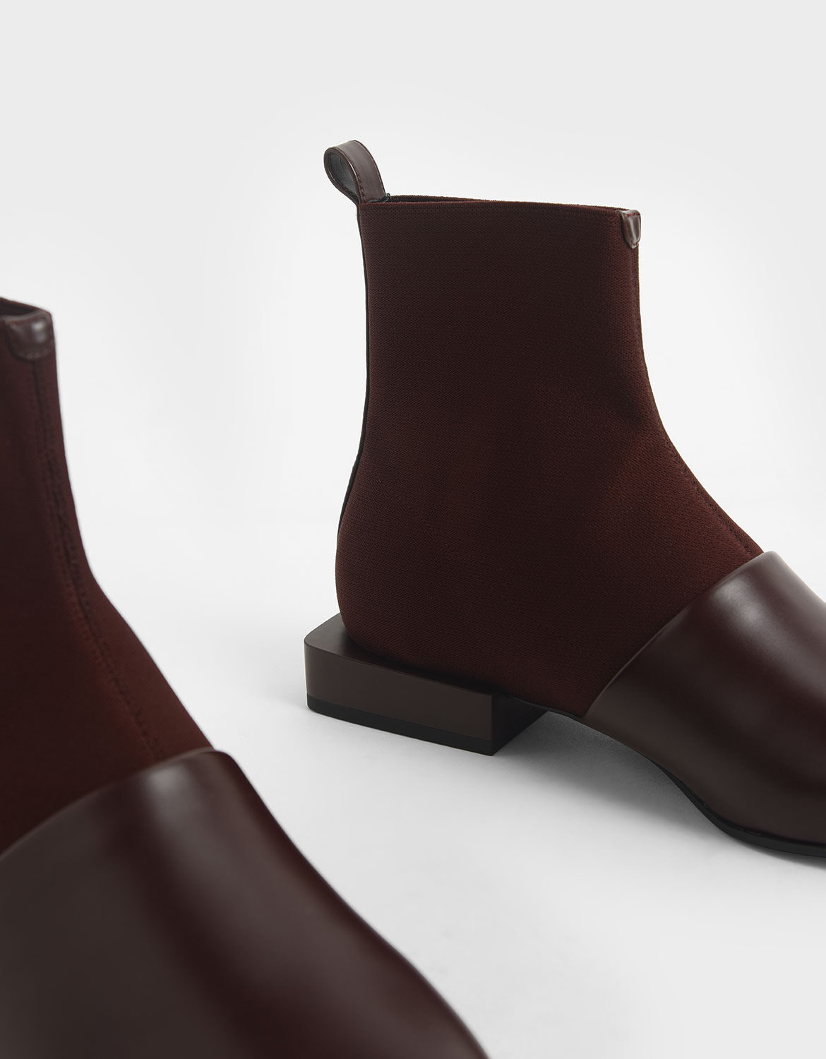 ankle boots maroon