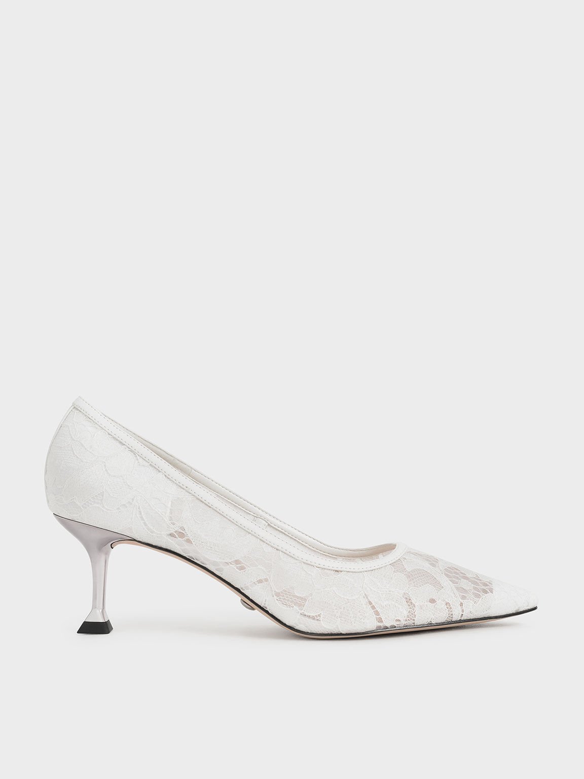 Palazzo pumps - heel 11 cm - White/Gold Pumps | Womens heels stilettos,  Trending fashion shoes, Fashion sandals