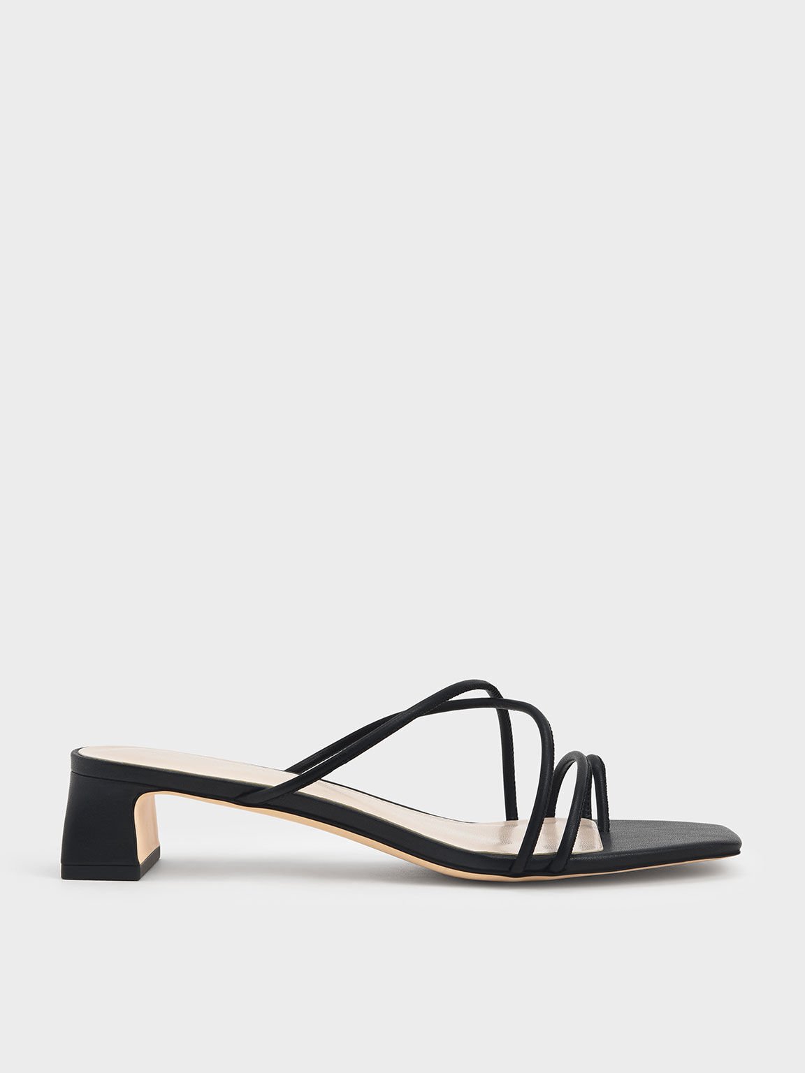 Strappy Toe Ring Sandals - Black