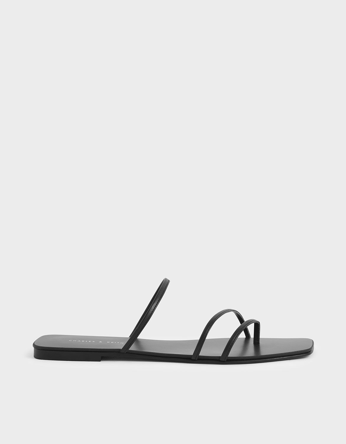 strappy flip flops sandals