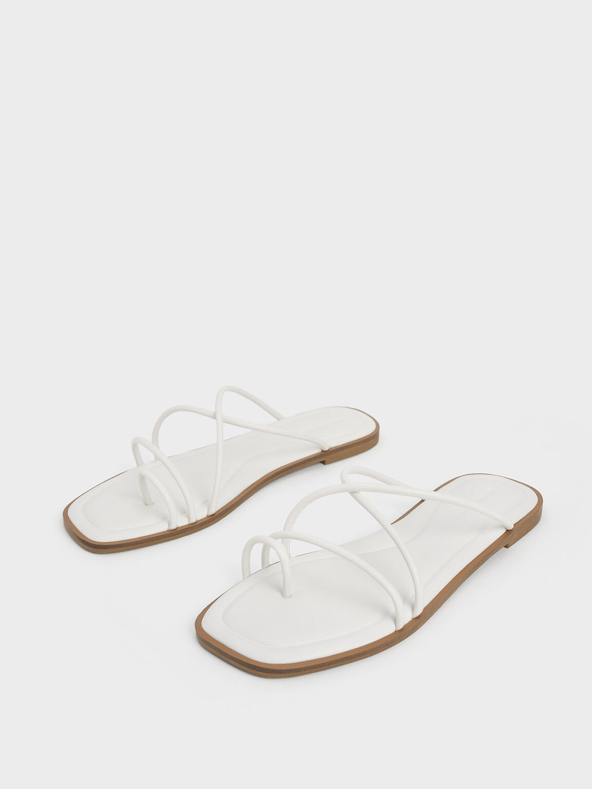 Meadow Strappy Toe-Ring Sandals, White, hi-res