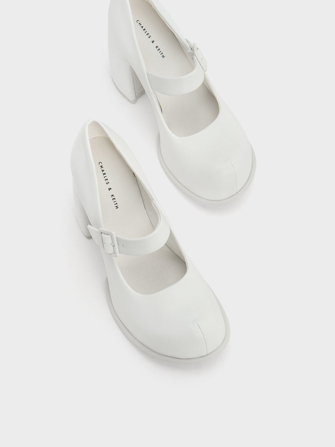 White mary clearance jane shoes womens