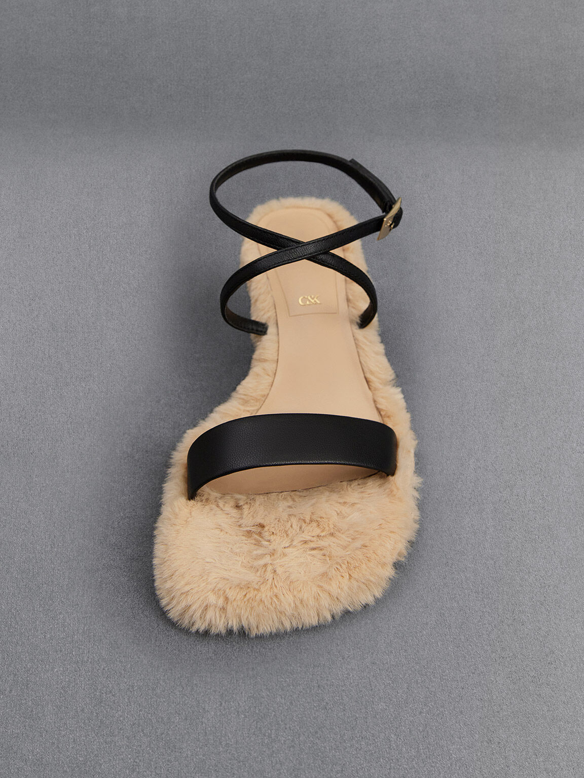 Fluffy Fox Childrens Slides With Strap Summer Flat Sandals For Babies And  Kids With Elastic Fluffy Heels And Cute Fur C1002 From Make03, $19.07 |  DHgate.Com