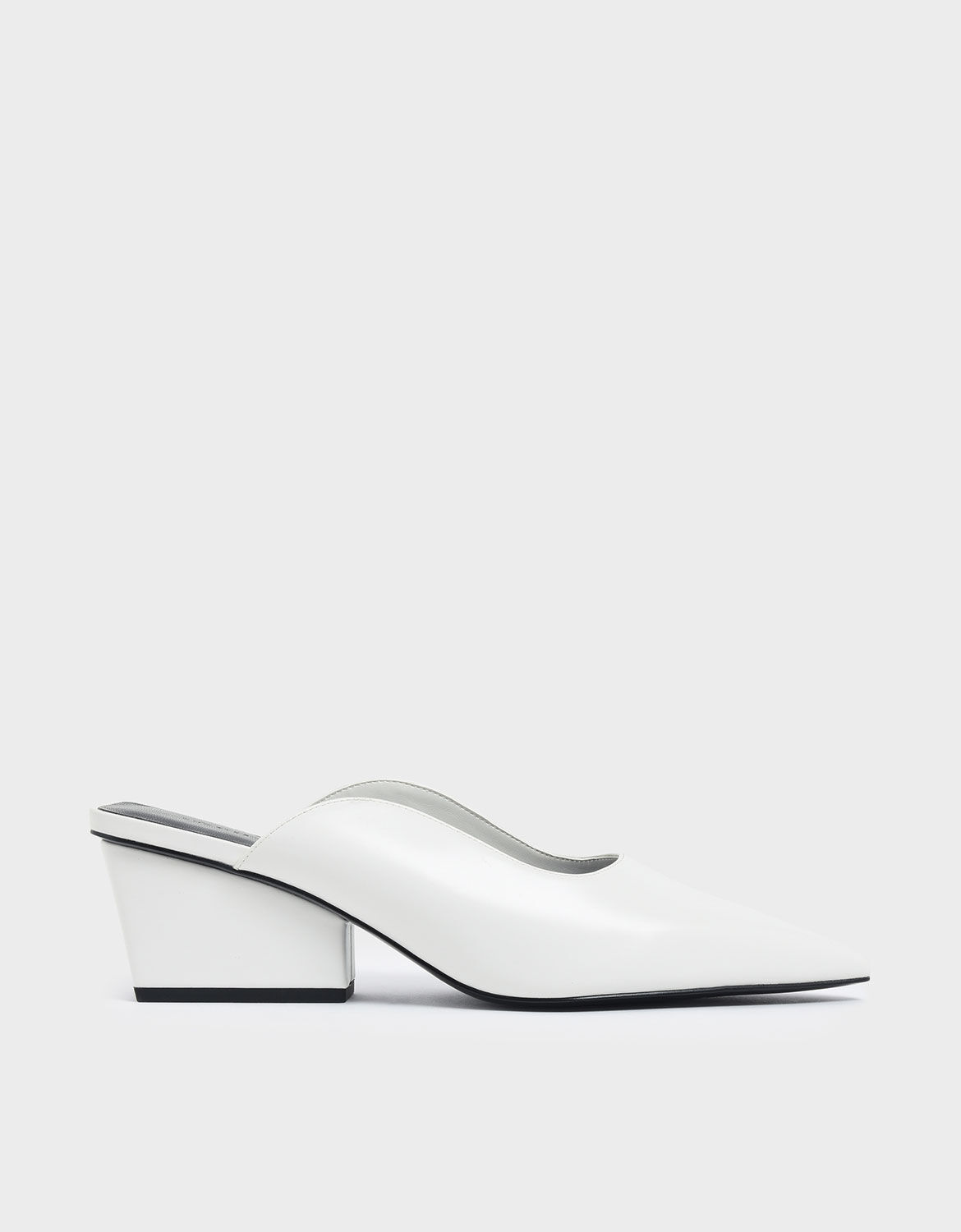 white pointed toe mule