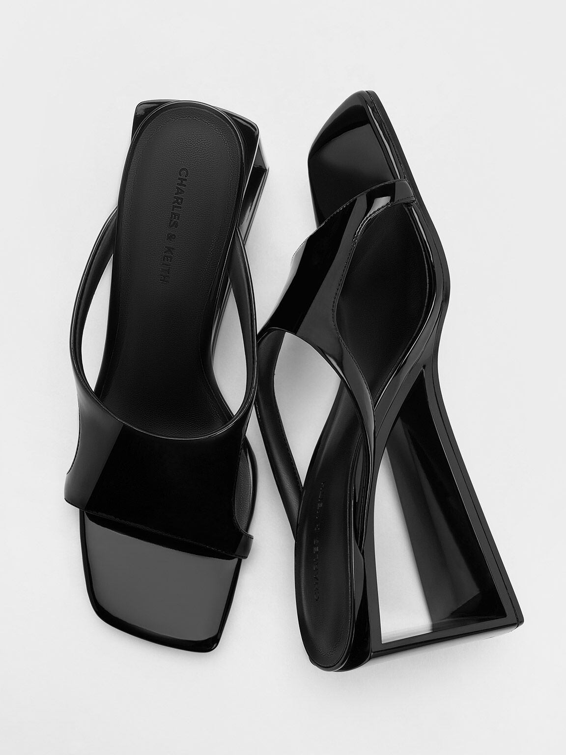 Xeli 鏤空楔型拖鞋, 亮面黑, hi-res