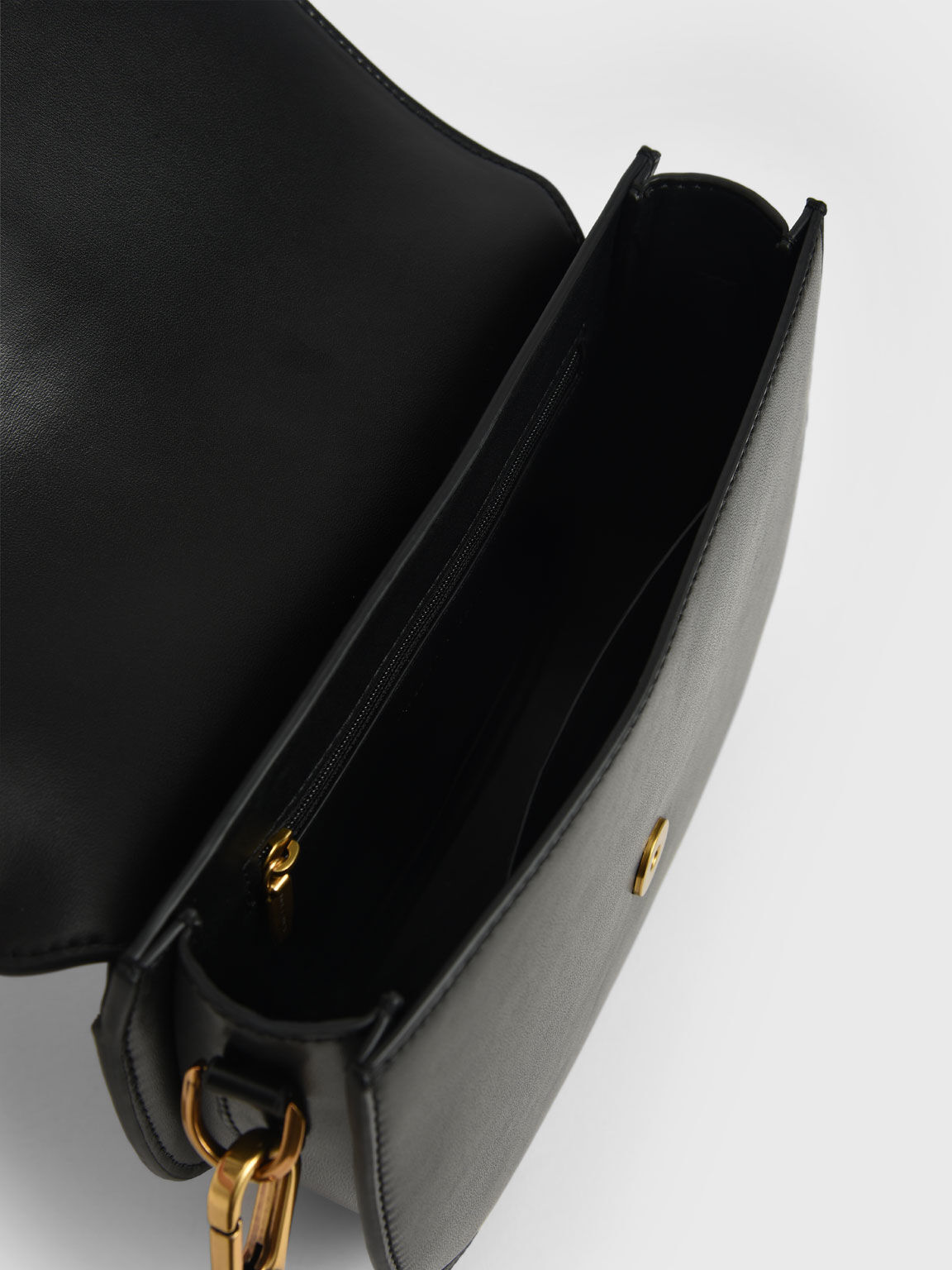 charlesandkeith #gabinesaddlebag #leather #fallpurses #fyp #whatfitsi, Gabine Leather Saddle Bag