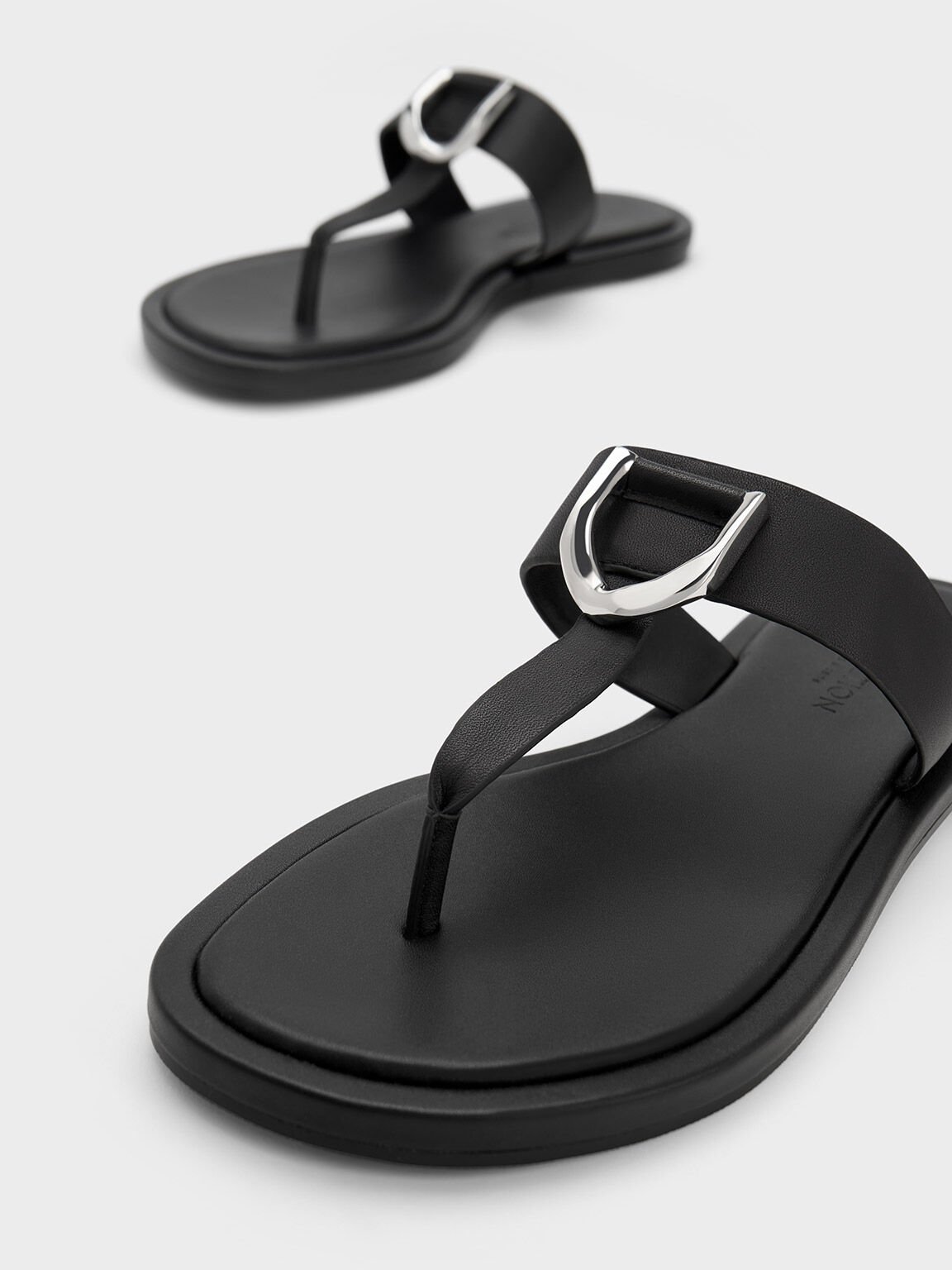 Gucci GG Web Leather Thong Sandals | Lyst