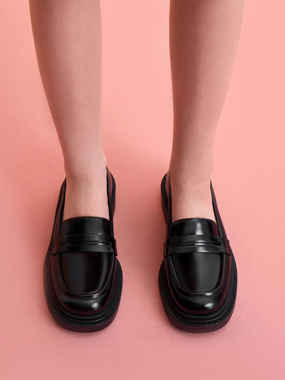 ワンピなど最旬ア！ <新品>CLASSIC COIN LOAFER i9tmg.com.br