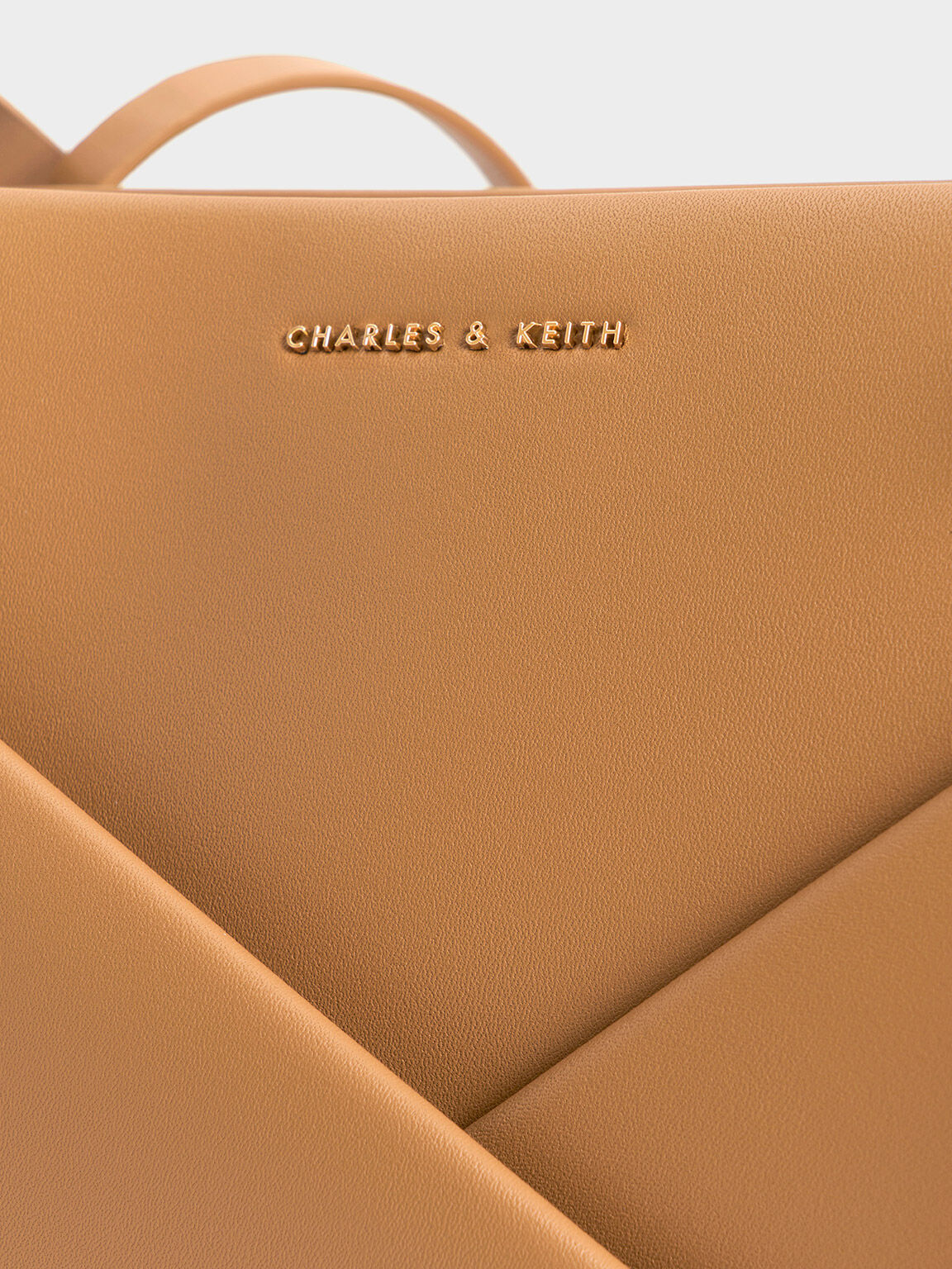 go to work bag 🖤 @CHARLES & KEITH