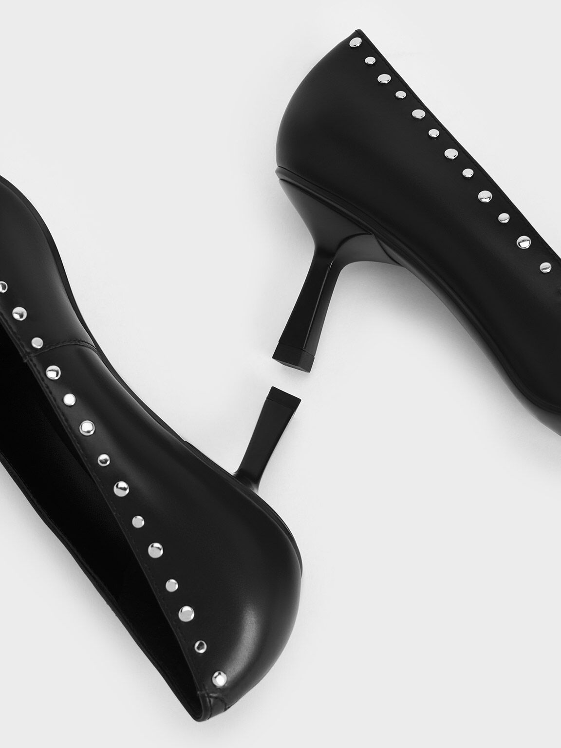 Pumps studs sale