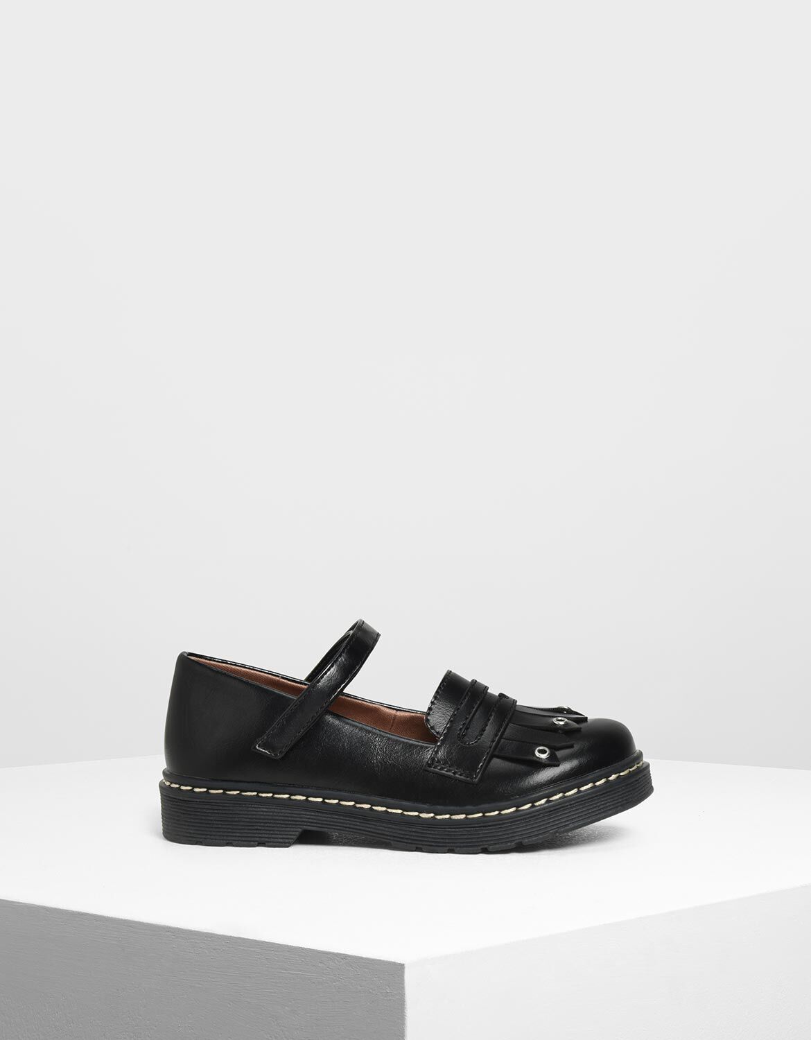 loafers with fringe