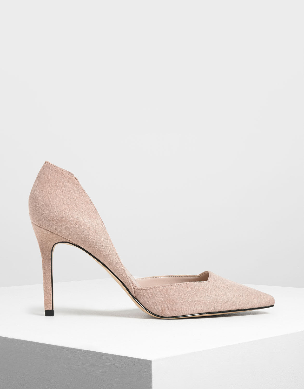 classic nude pumps