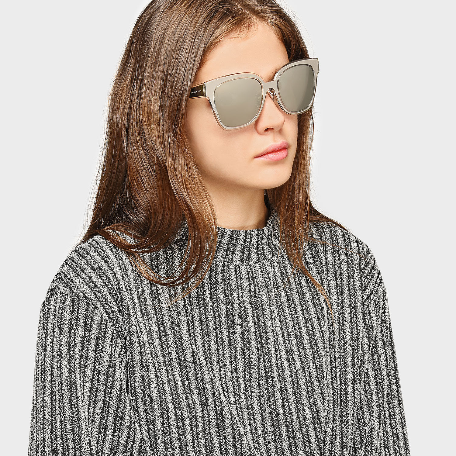 Trendy Sunglasses That Make a Fashion Statement – THE YESSTYLIST