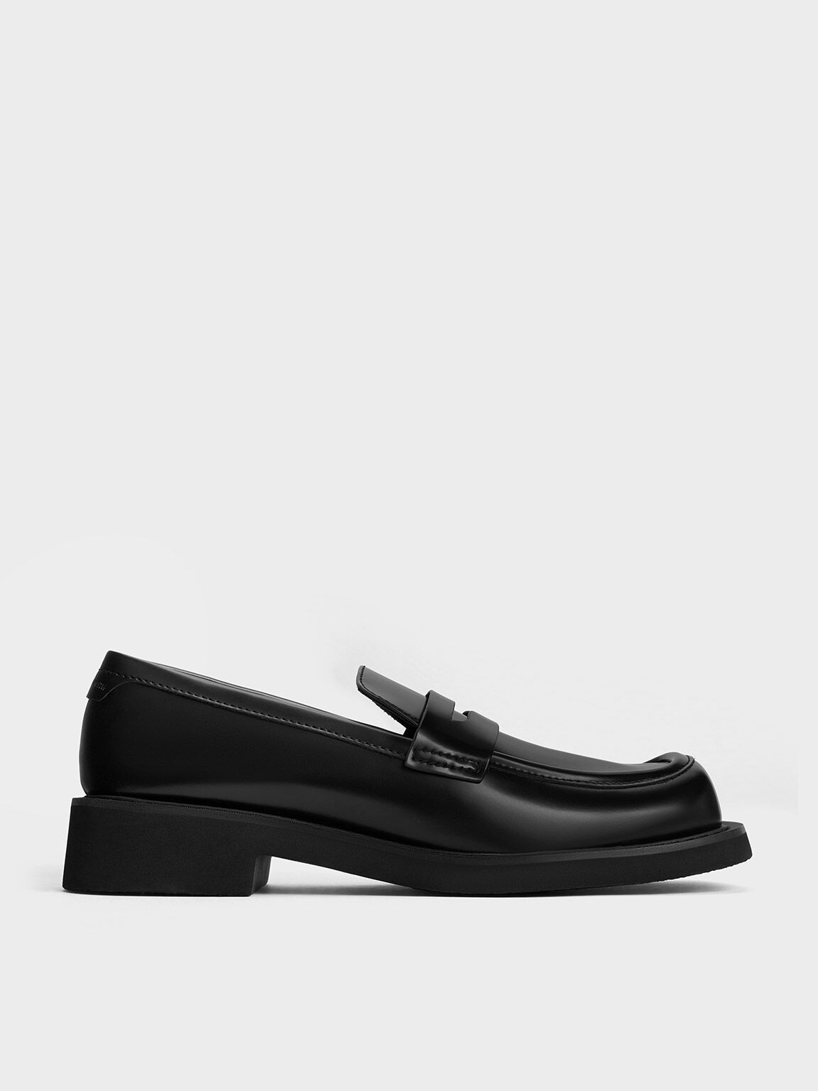 Women's Flat Loafers | Shop Exclusive Styles | CHARLES & KEITH 