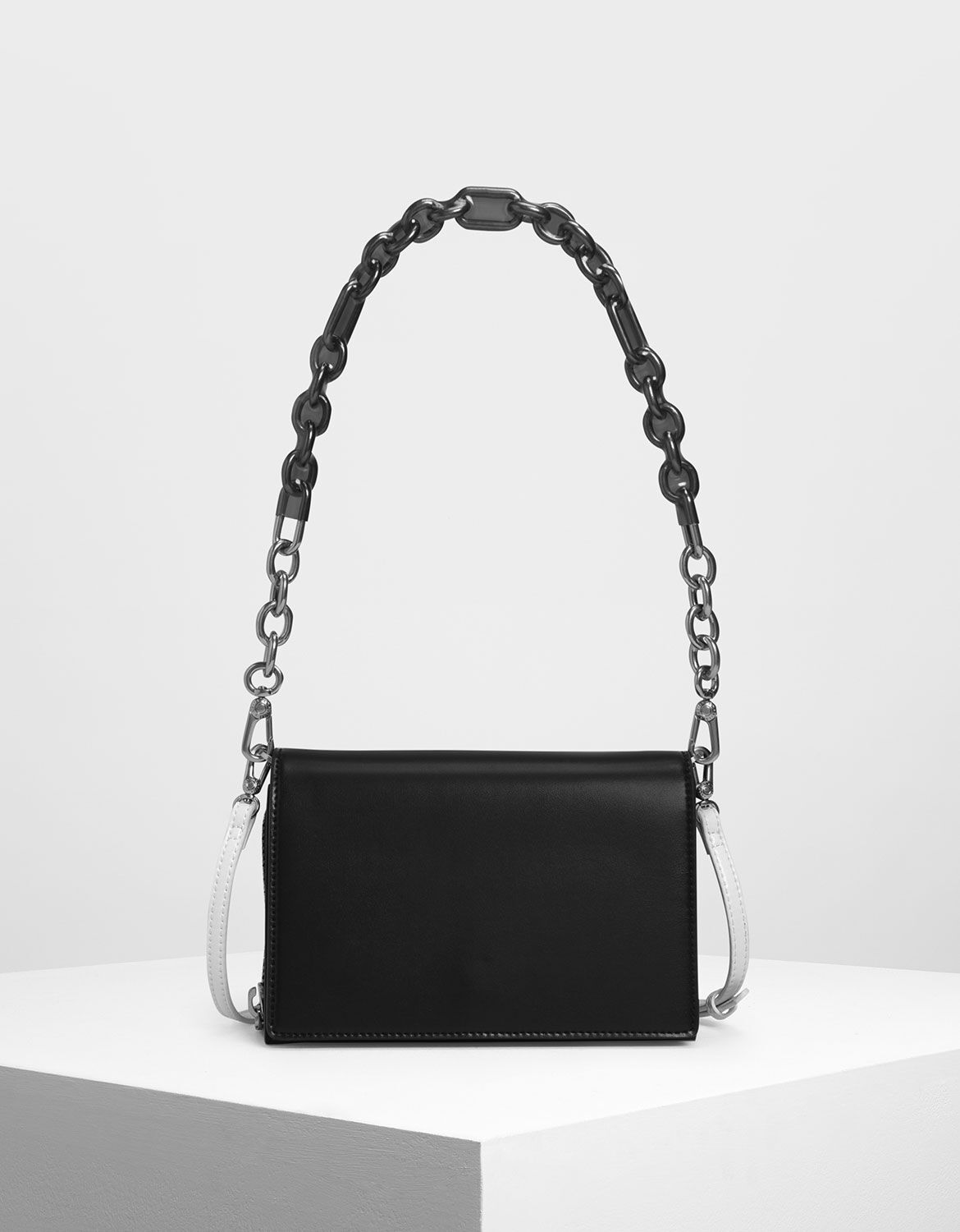 black chain handle bag