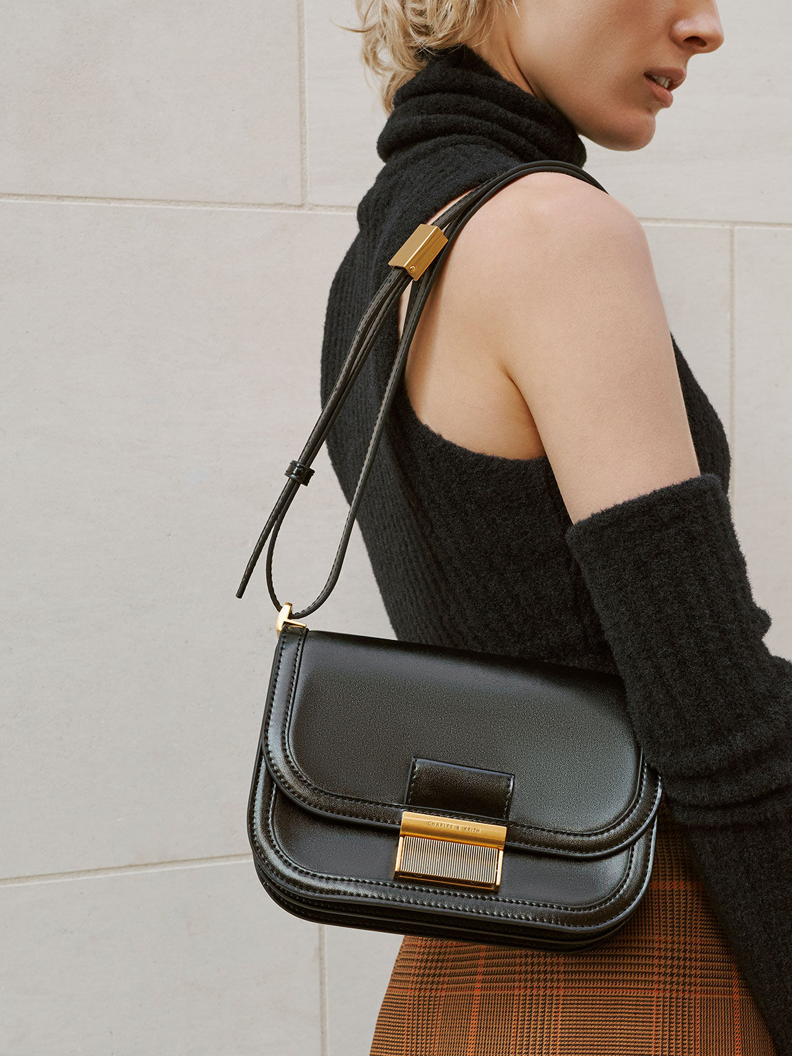 Black Charlot Bag - CHARLES & KEITH AU