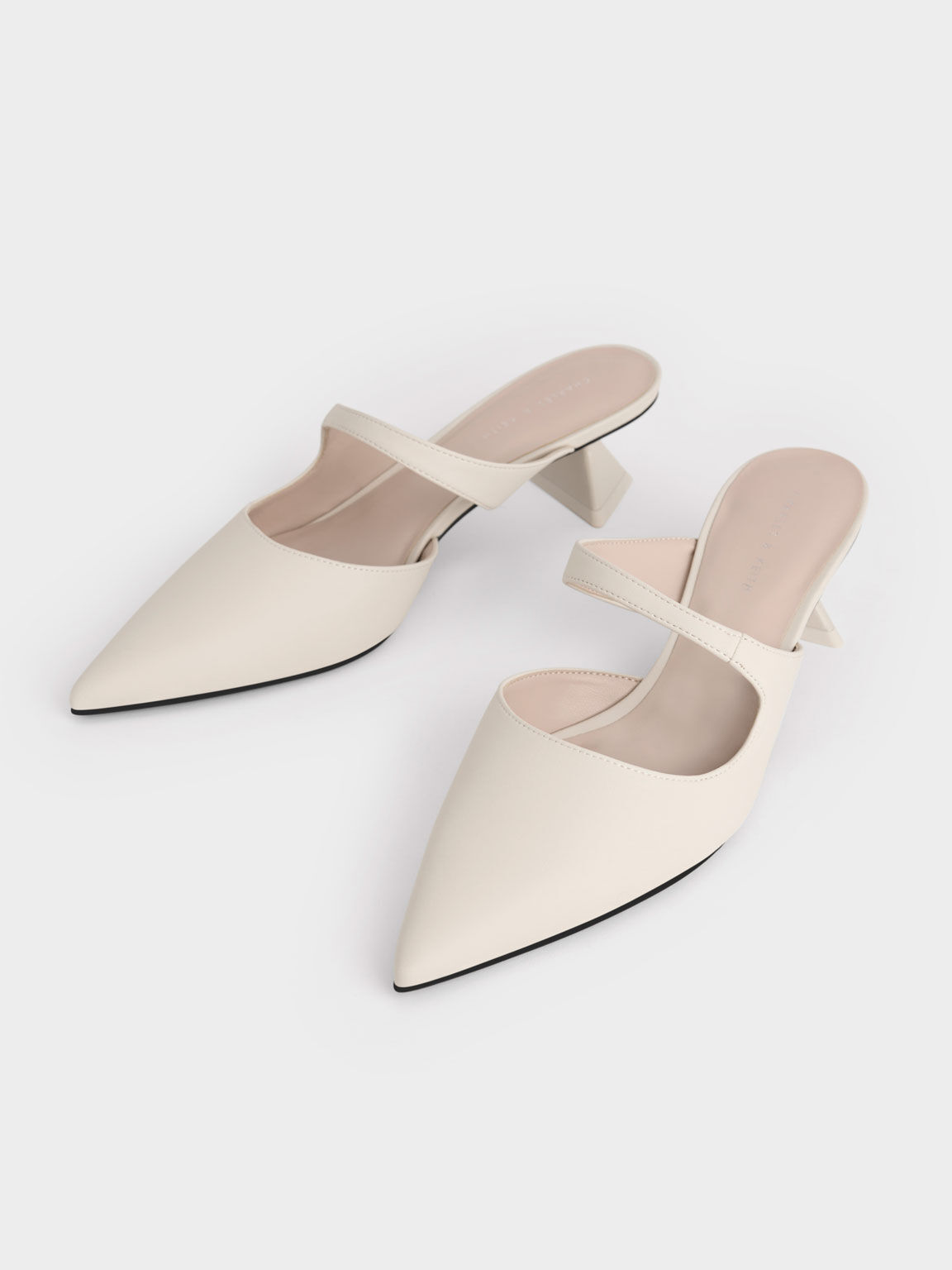 Asymmetric Sculptural Heel Pumps, Chalk, hi-res