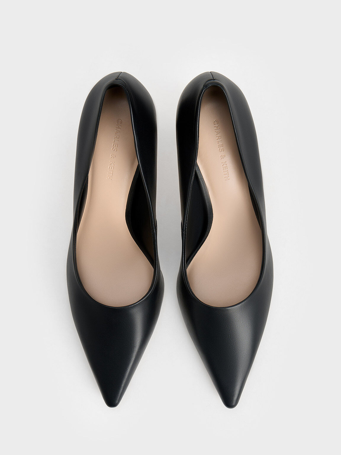 Black pointed clearance toe heels