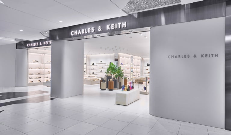 https://www.charleskeith.com/on/demandware.static/-/Library-Sites-CharlesKeith/default/dw38a7fcc7/images/Muse/Fall22/tampines-mall-reopen/charles-keith-editorial-singapore-tampines-mall-2022-blog-01-m.jpg