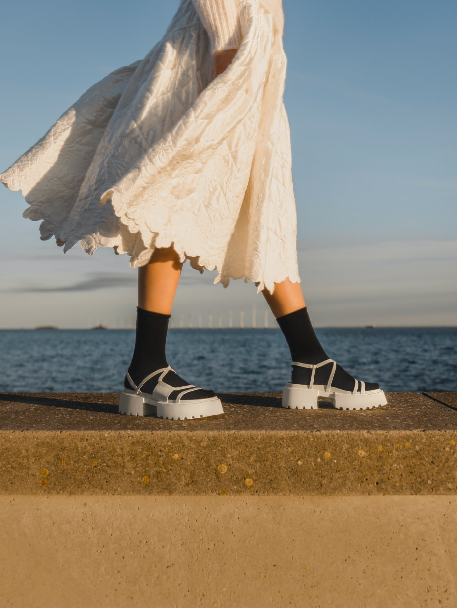 Shopping Spotlight: Wide Width Summer Sandals - Curvy Girl Chic