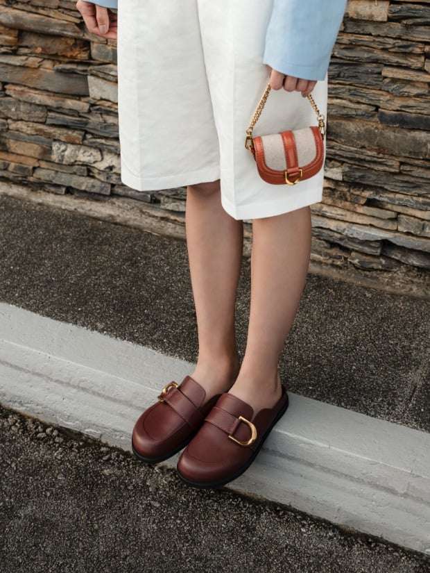 Charles & Keith Gabine Two-tone Saddle Bag in White