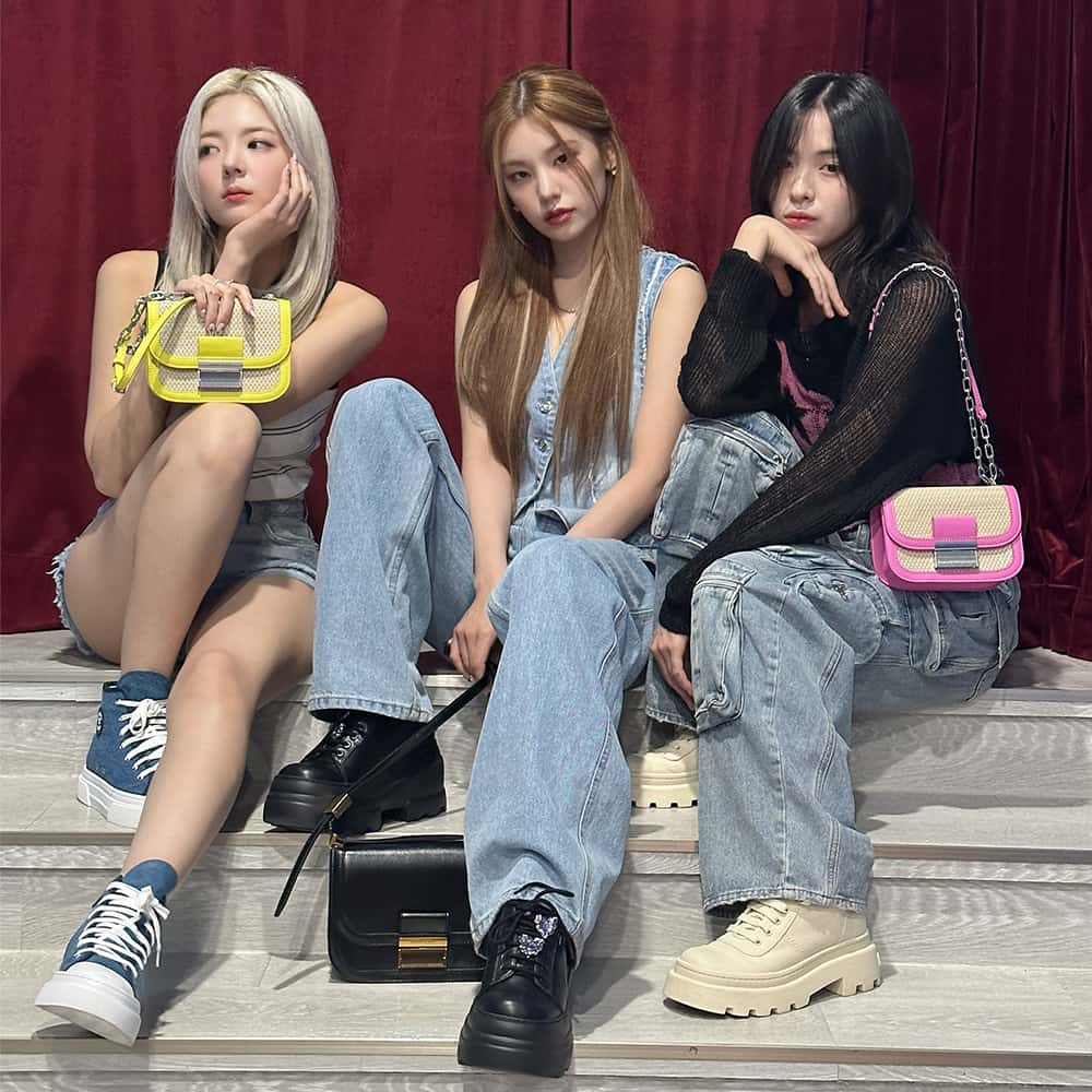 Spring Summer 2023  Global Brand Ambassador ITZY - CHARLES & KEITH US