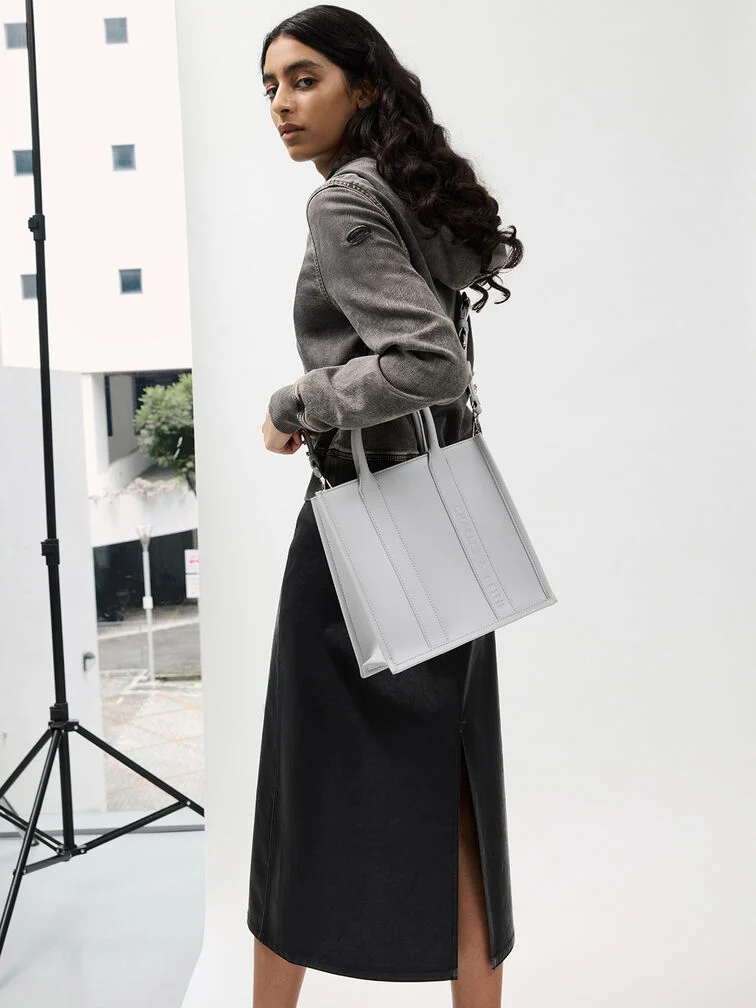 Clover tote bag in grey - CHARLES & KEITH