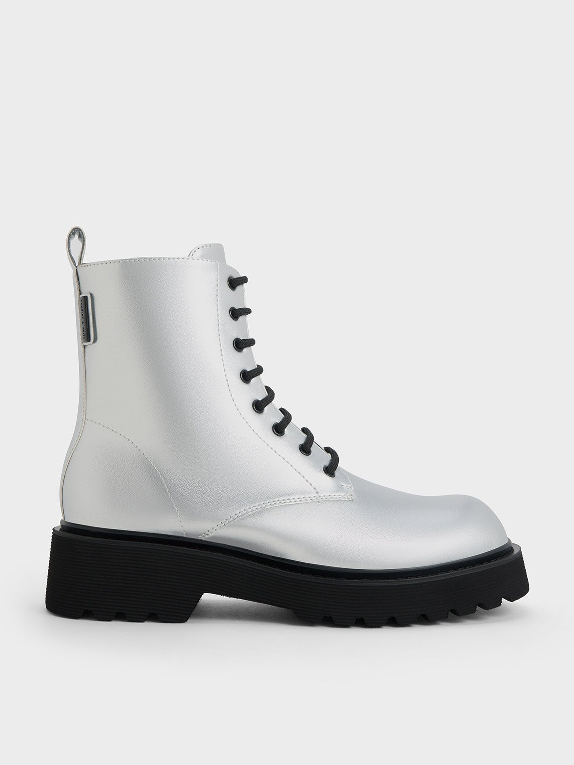 White lace up deals biker boots