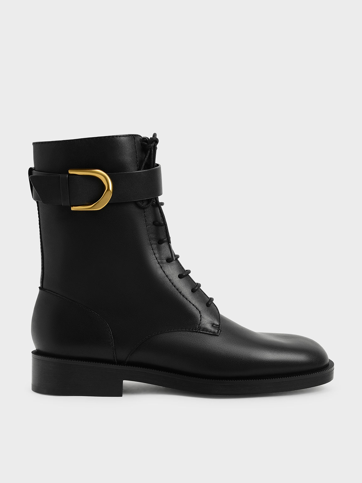 Short black outlet boots with buckles