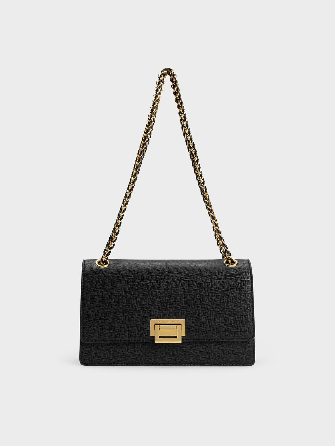 Black purse with chain strap hotsell