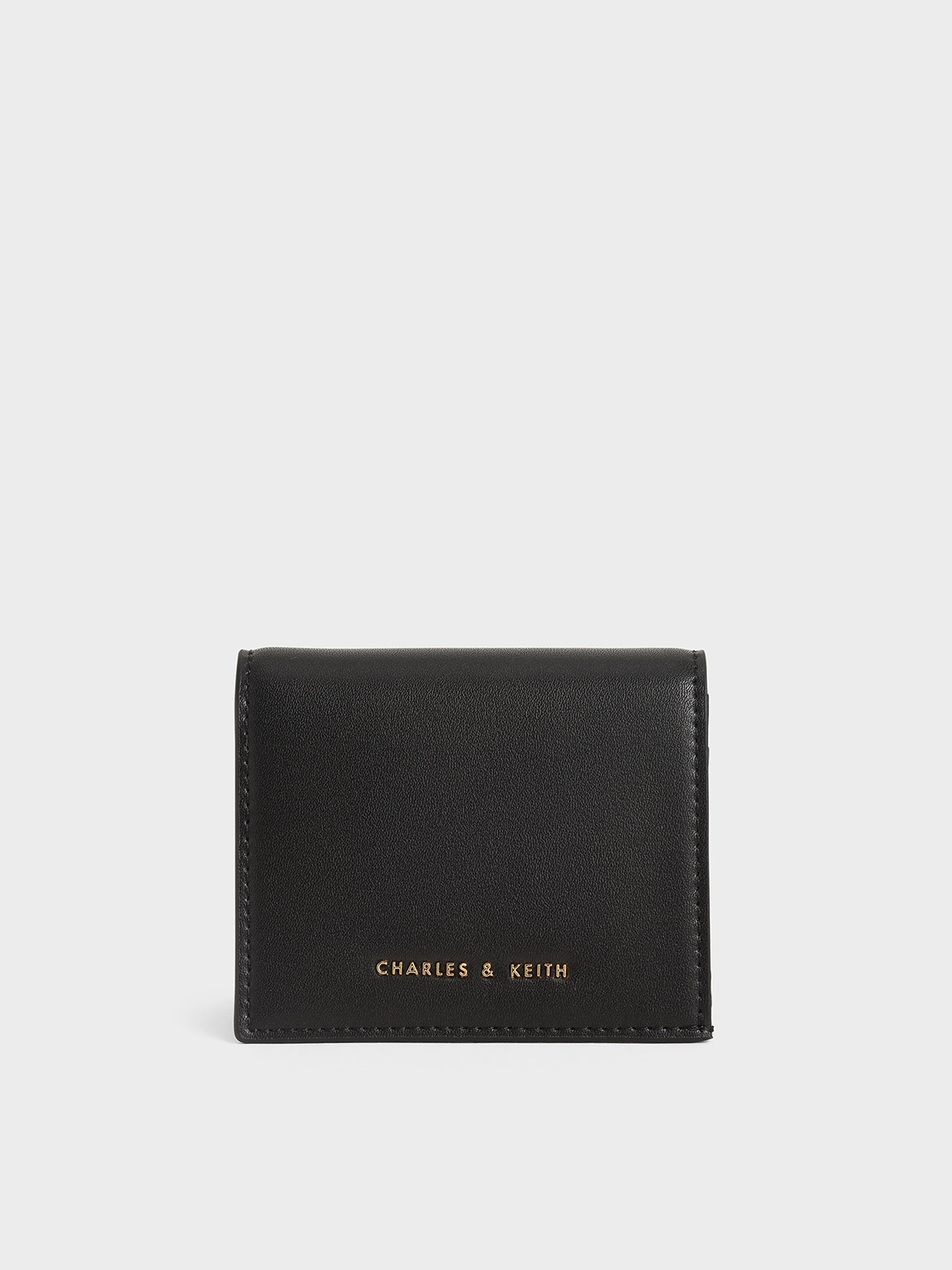 Black Bi-Fold Small Wallet | CHARLES & KEITH
